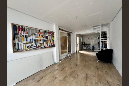 Casa à venda com 118m², 2 quartos e 2 vagas Casa à venda com 118m², 2 quartos e 2 vagasGaragem
