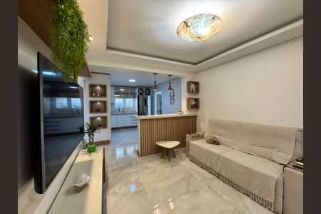Casa à venda com 118m², 2 quartos e 2 vagas Casa à venda com 118m², 2 quartos e 2 vagasSala