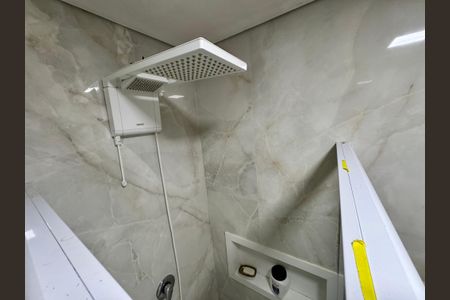 Casa à venda com 118m², 2 quartos e 2 vagas Casa à venda com 118m², 2 quartos e 2 vagasBanheiro