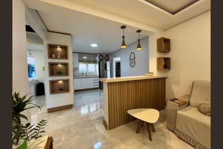 Casa à venda com 118m², 2 quartos e 2 vagas Casa à venda com 118m², 2 quartos e 2 vagasSala