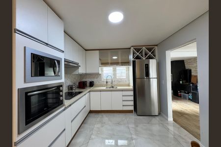 Casa à venda com 118m², 2 quartos e 2 vagas Casa à venda com 118m², 2 quartos e 2 vagasCozinha