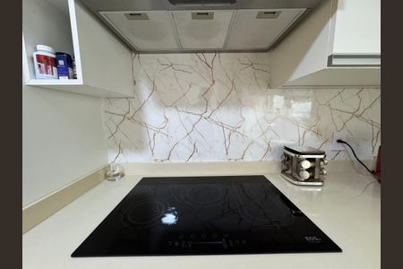 Casa à venda com 118m², 2 quartos e 2 vagas Casa à venda com 118m², 2 quartos e 2 vagasCozinha