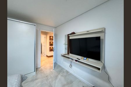 Casa à venda com 118m², 2 quartos e 2 vagas Casa à venda com 118m², 2 quartos e 2 vagasQuarto