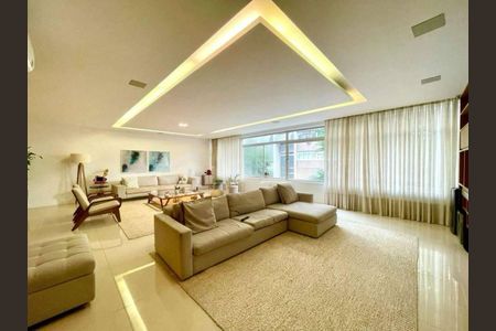 Apartamento à venda com 210m², 3 quartos e sem vaga