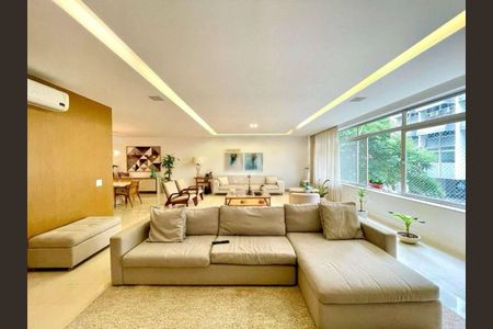 Apartamento à venda com 210m², 3 quartos e sem vaga