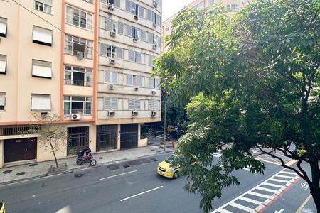 Apartamento à venda com 36m², 1 quarto e sem vaga Apartamento à venda com 36m², 1 quarto e sem vagaVista