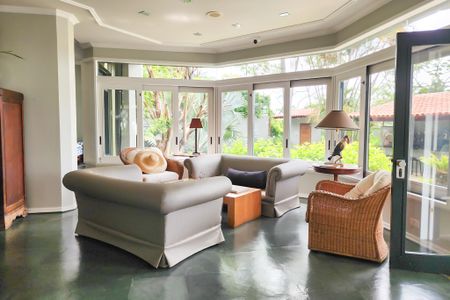 Casa à venda com 1330m², 8 quartos e 4 vagas Casa à venda com 1330m², 8 quartos e 4 vagasSala 1