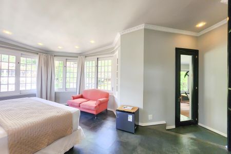 Casa à venda com 1330m², 8 quartos e 4 vagas Casa à venda com 1330m², 8 quartos e 4 vagasQuarto 3