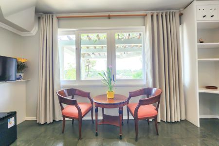 Casa à venda com 1330m², 8 quartos e 4 vagas Casa à venda com 1330m², 8 quartos e 4 vagasQuarto 2