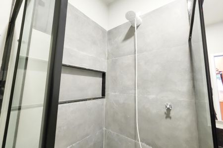 Casa à venda com 1330m², 8 quartos e 4 vagas Casa à venda com 1330m², 8 quartos e 4 vagasBanheiro suite 3