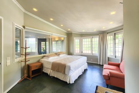 Casa à venda com 1330m², 8 quartos e 4 vagas Casa à venda com 1330m², 8 quartos e 4 vagasQuarto 3