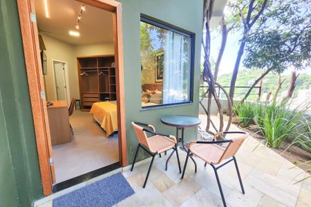 Casa à venda com 1330m², 8 quartos e 4 vagas Casa à venda com 1330m², 8 quartos e 4 vagasSuite 4