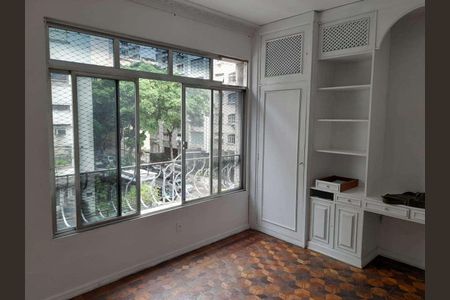 Apartamento à venda com 131m², 3 quartos e 1 vaga