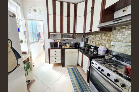 Apartamento à venda com 120m², 3 quartos e sem vaga