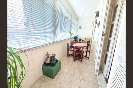 Apartamento à venda com 120m², 3 quartos e sem vaga