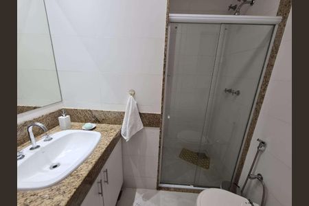 Apartamento à venda com 120m², 3 quartos e sem vaga