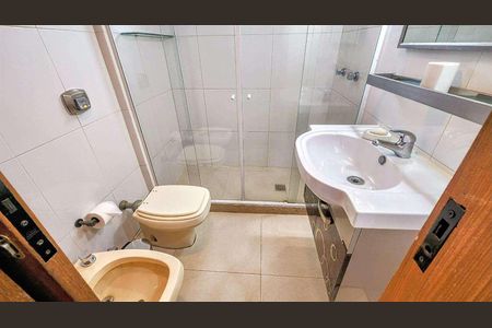 Apartamento à venda com 66m², 2 quartos e 1 vaga