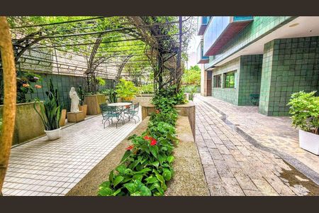 Apartamento à venda com 66m², 2 quartos e 1 vaga