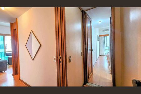 Apartamento à venda com 66m², 2 quartos e 1 vaga