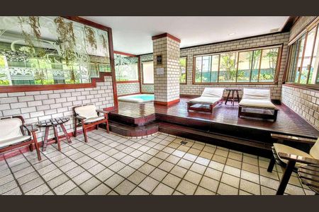 Apartamento à venda com 66m², 2 quartos e 1 vaga