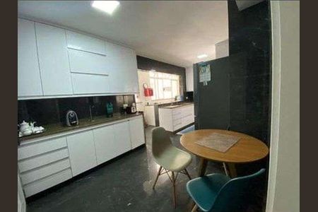 Apartamento à venda com 279m², 4 quartos e 2 vagas