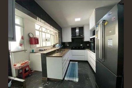 Apartamento à venda com 279m², 4 quartos e 2 vagas