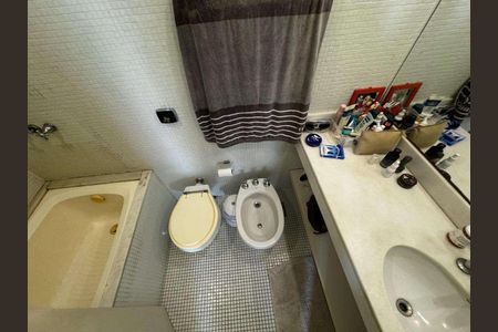 Apartamento à venda com 230m², 3 quartos e 2 vagas