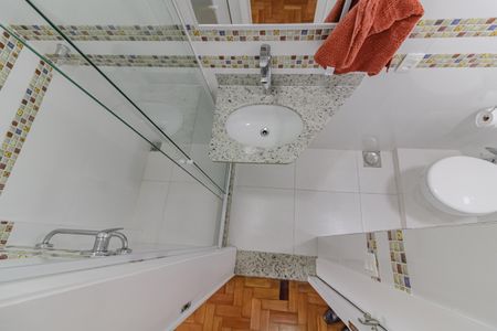 Apartamento à venda com 99m², 3 quartos e 1 vaga Apartamento à venda com 99m², 3 quartos e 1 vagaBanheiro da Suíte