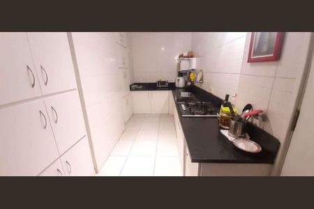 Apartamento à venda com 165m², 4 quartos e 1 vaga