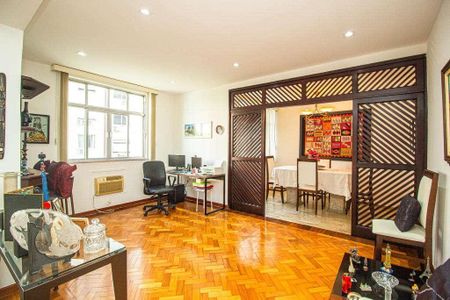 Apartamento à venda com 199m², 4 quartos e 1 vaga