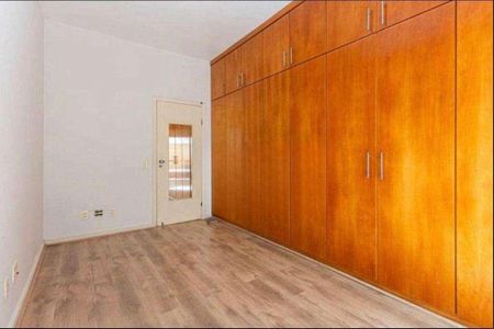 Apartamento à venda com 250m², 4 quartos e 1 vaga