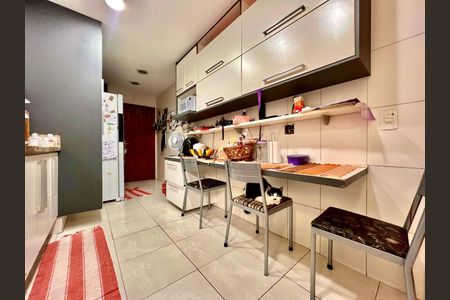 Apartamento à venda com 140m², 3 quartos e 2 vagas