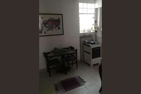 Apartamento à venda com 51m², 1 quarto e sem vaga