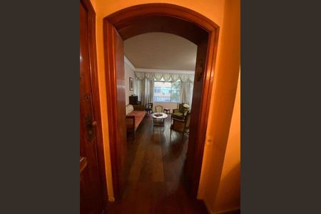 Apartamento à venda com 200m², 4 quartos e 1 vaga