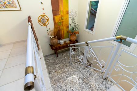 Casa à venda com 300m², 3 quartos e 5 vagasHall dos Quartos - Escada