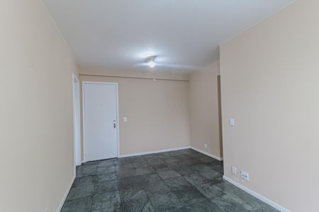 Apartamento à venda com 62m², 3 quartos e 1 vaga Apartamento à venda com 62m², 3 quartos e 1 vagaSala