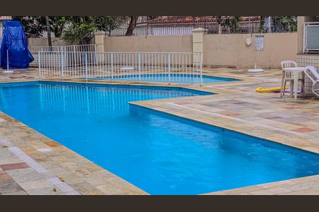 Apartamento à venda com 62m², 3 quartos e 1 vaga Apartamento à venda com 62m², 3 quartos e 1 vagaÁrea comum - Piscina