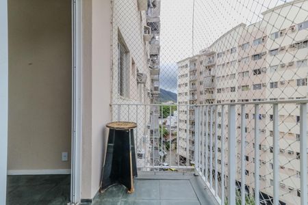 Apartamento à venda com 62m², 3 quartos e 1 vaga Apartamento à venda com 62m², 3 quartos e 1 vagaVaranda da Sala