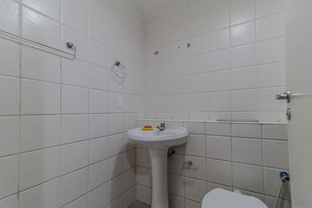 Apartamento à venda com 62m², 3 quartos e 1 vaga Apartamento à venda com 62m², 3 quartos e 1 vagaBanheiro Social