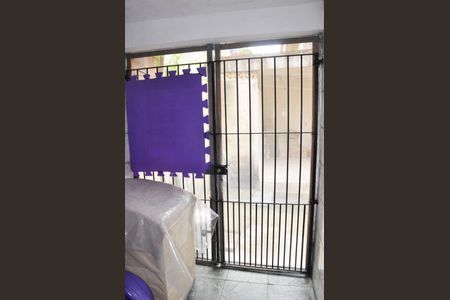 Casa à venda com 281m², 3 quartos e 2 vagas Casa à venda com 281m², 3 quartos e 2 vagasÁrea de Serviço