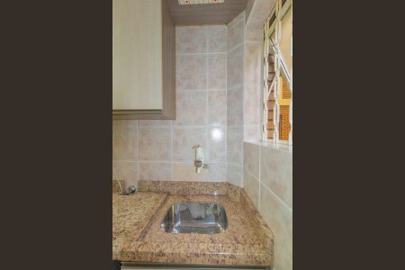 Apartamento à venda com 45m², 2 quartos e sem vaga Apartamento à venda com 45m², 2 quartos e sem vagaCozinha e Área de Serviço