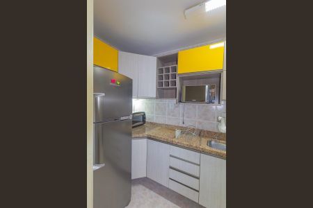 Apartamento à venda com 45m², 2 quartos e sem vaga Apartamento à venda com 45m², 2 quartos e sem vagaCozinha e Área de Serviço