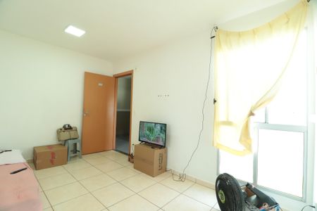 Apartamento para alugar com 45m², 2 quartos e 1 vagaSala