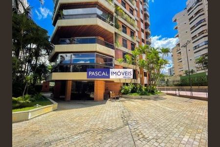 Apartamento à venda com 276m², 4 quartos e 3 vagas