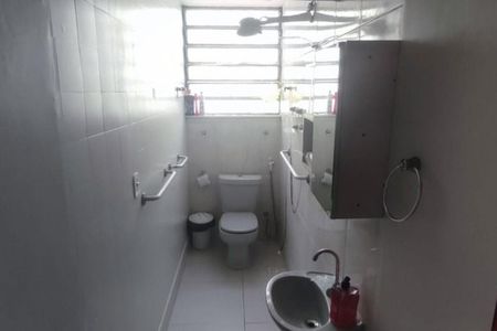 Casa à venda com 330m², 5 quartos e 1 vaga