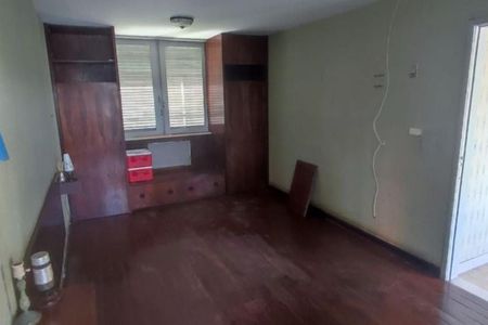 Casa à venda com 330m², 5 quartos e 1 vaga
