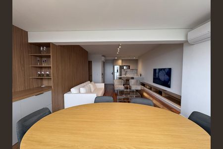 Apartamento à venda com 66m², 1 quarto e 1 vaga