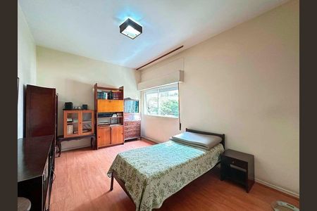 Apartamento à venda com 180m², 3 quartos e 1 vaga