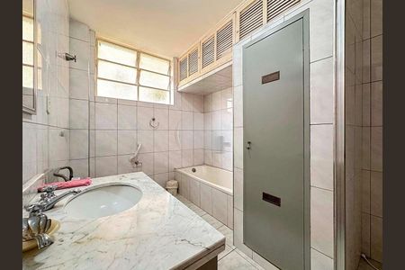 Apartamento à venda com 180m², 3 quartos e 1 vaga