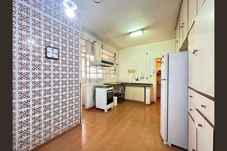 Apartamento à venda com 180m², 3 quartos e 1 vaga